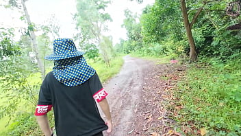 Strolling Thai Girl Flaunts Her Roadside Pussy, Clear Thai Voice