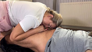 Sweaty Gym Slut: Thick Milf Takes A Massive Cock In Public Workout