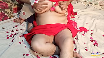 Desi Cheating Wife In Red And White Dress Moans Loudly In Homemade Hindi Sex Audio