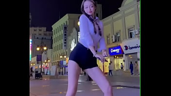 Public Street Whore Shaking Her Ass For The Camera