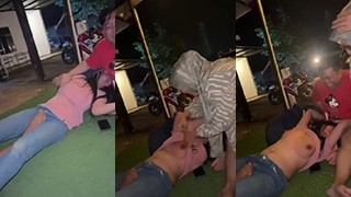 Goyang Payudara Bestie Bikin Geli Dan Bergairah